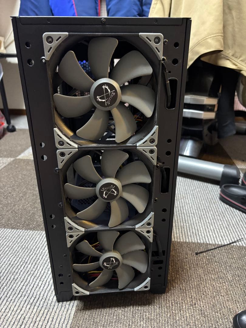 ANTEC DF700 FLUX 750W電源付き