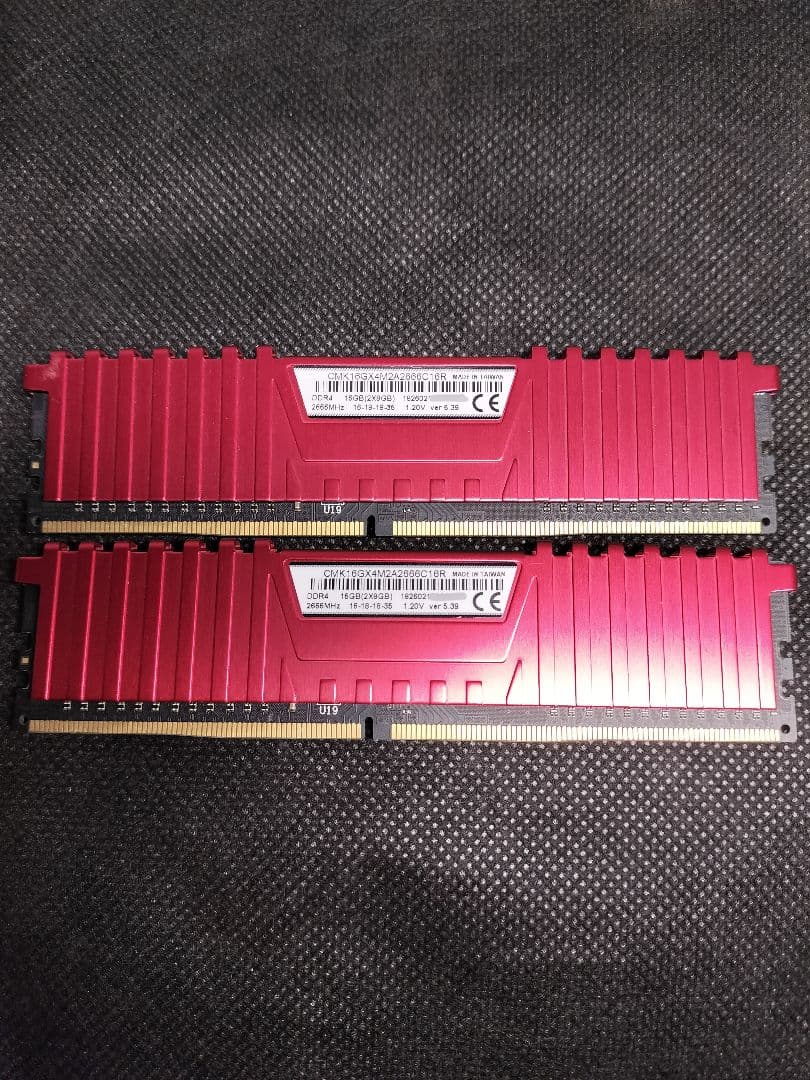DDR4　PC4-2666　16GB　CMK16GX4M2A2666C16R