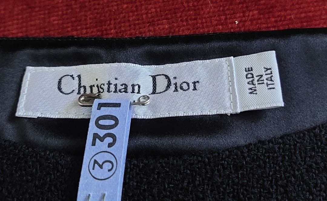 Christian Dior 黒のノースリーブひざ下ワンピース