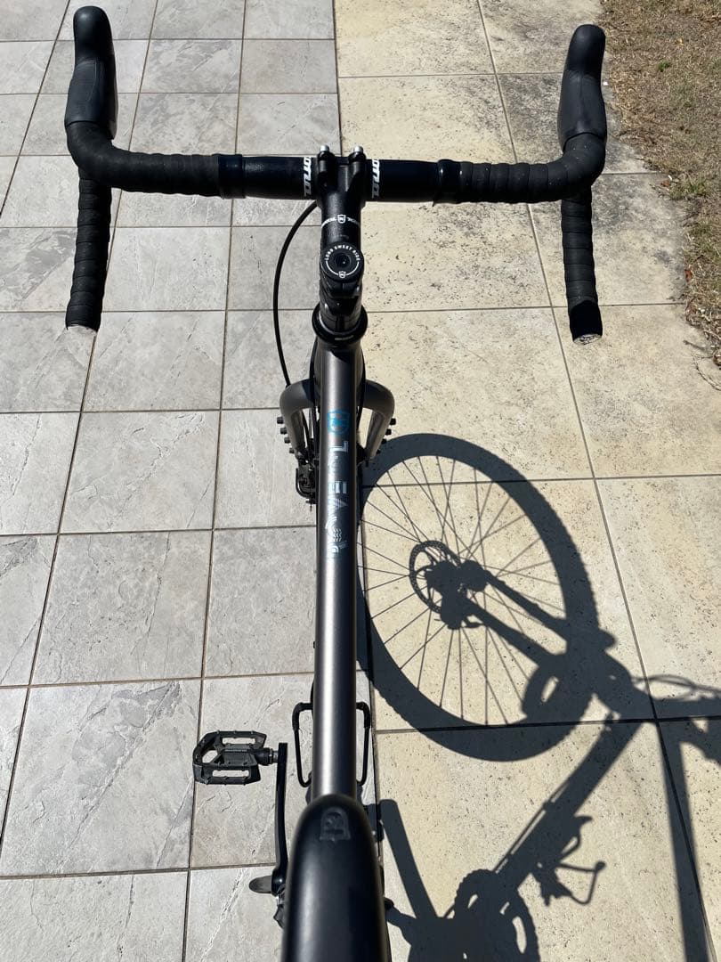 kona rove st dl グラベルロード