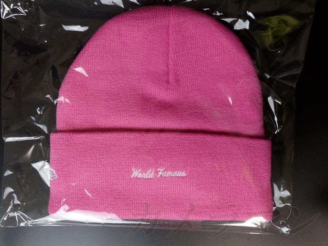 Supreme New Era Box Logo Beanie　Magenta