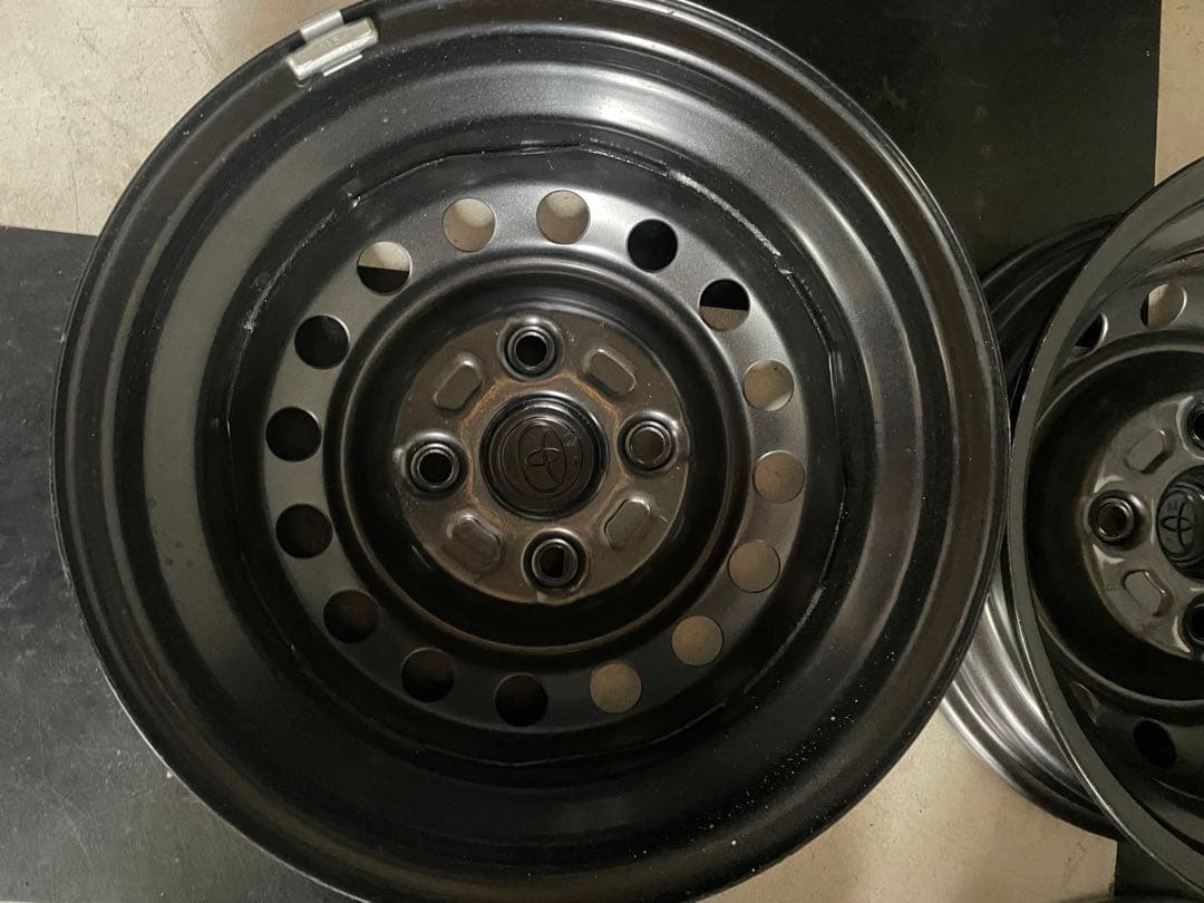 トヨタピクシストラック純正スチールホイール　新車外し