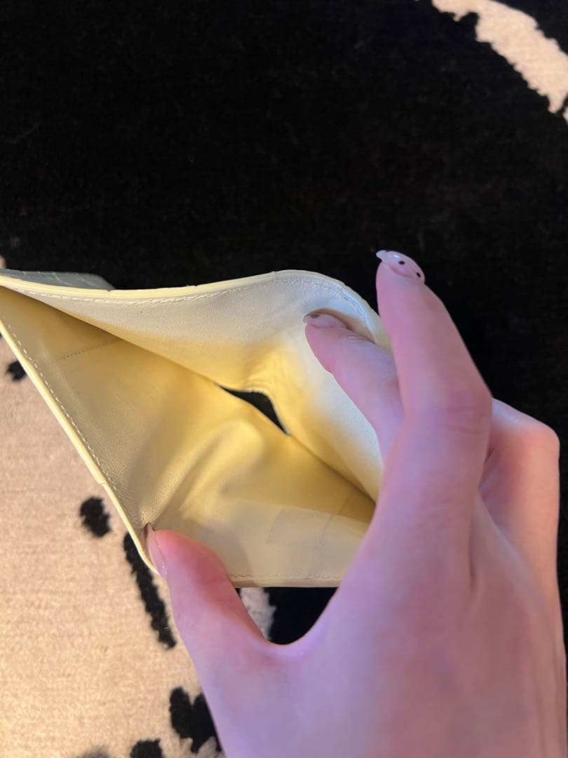 BOTTEGA VENETA 二つ折り財布 イエロー