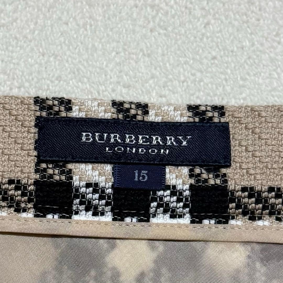 Burberry Londonノバチェック　ロングスカート 大きい15ABR