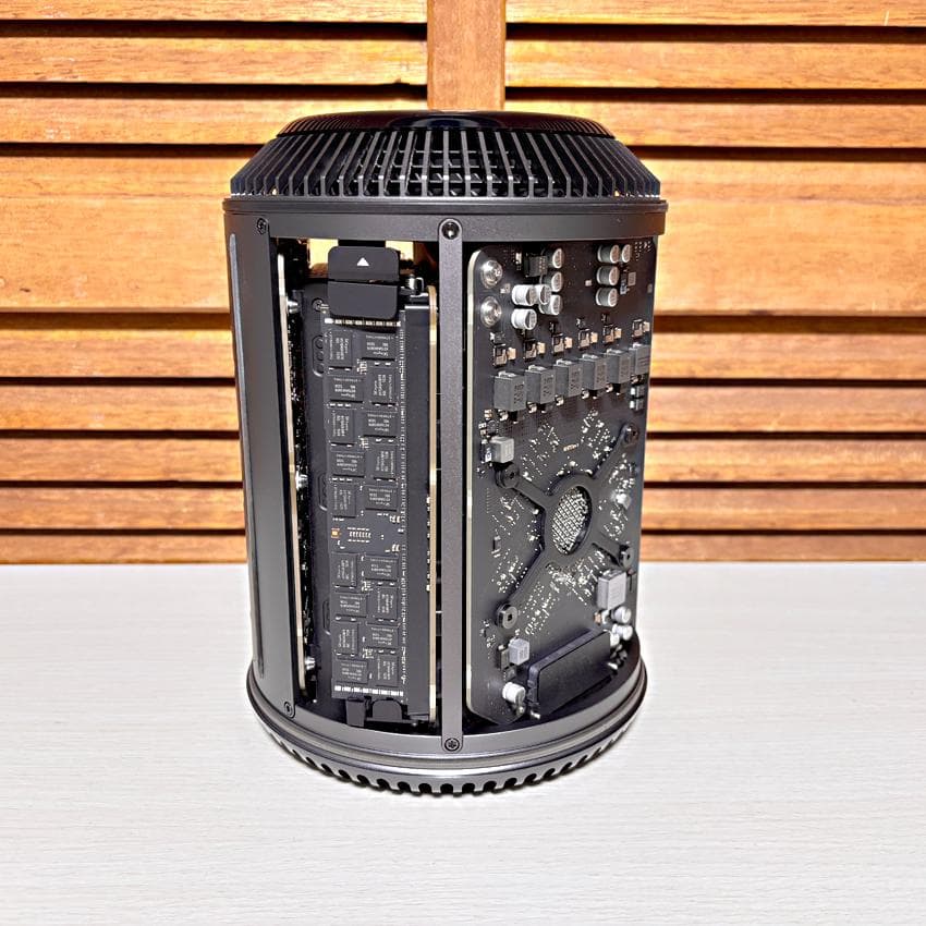 Mac Pro(Late 2013)　 2.7GHz・64GB・1TB