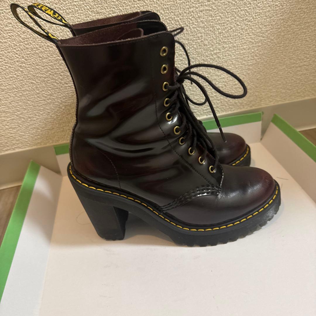 Dr. Martens ダークブラウン 厚底ヒールブーツ