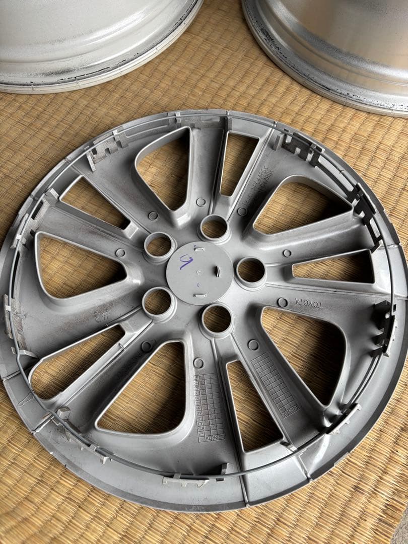 トヨタ 15インチ シルバー アルミホイール 2個セット-2