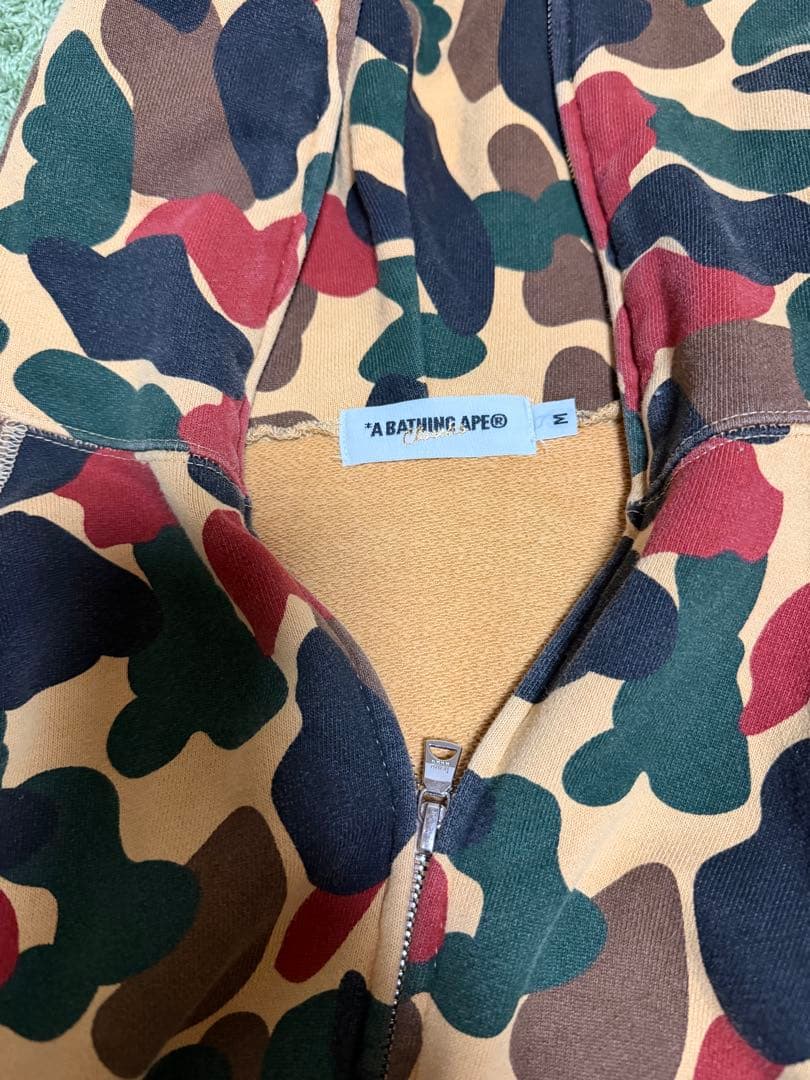 A BATHING APE ジップアップパーカー