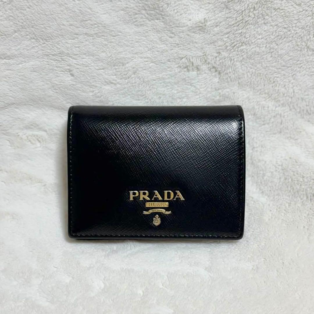 ✨正規品✨ PRADA プラダ　二つ折り財布　サフィアーノ　ゴールド金具