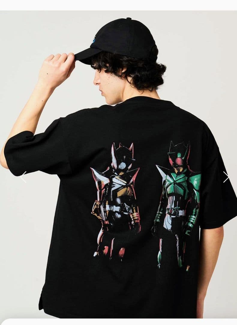 モスタルダ　S　サイズ新品・未使用グラニフ キック&パンチホッパーTシャツ