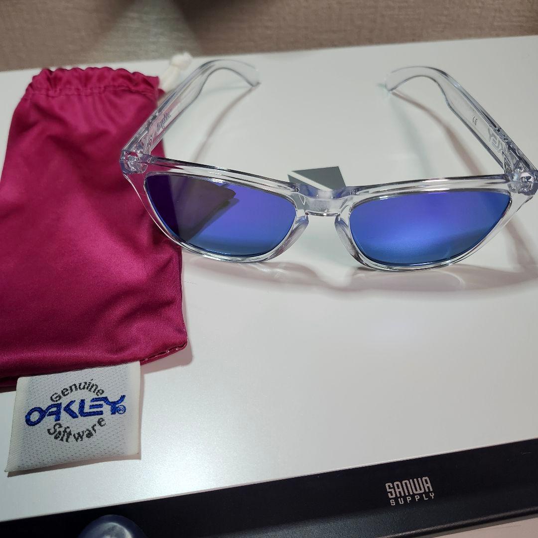 Oakley クリアフレーム サングラス