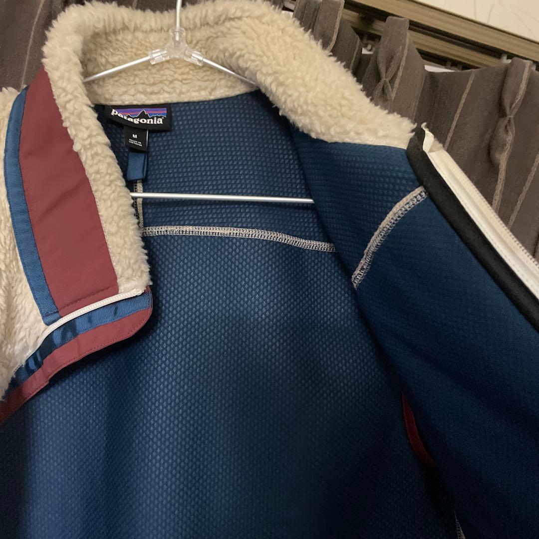 patagonia フリースベスト クリーム/バーガンディ