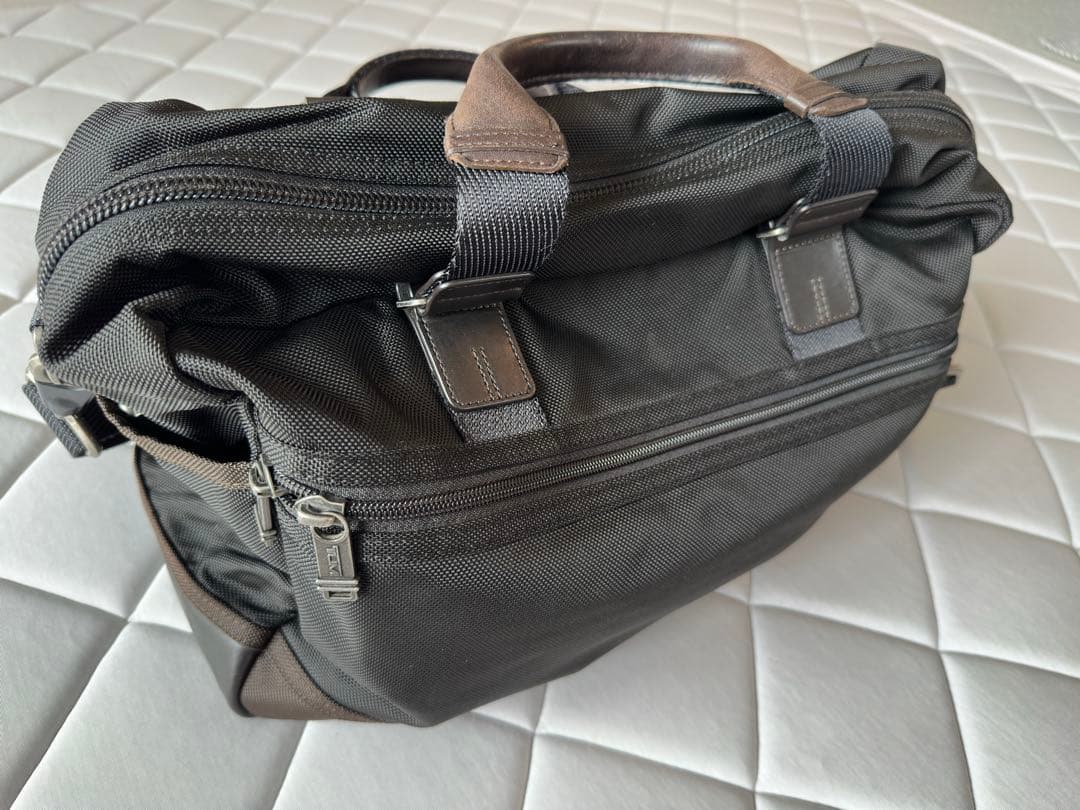 TUMI Braveエッセンシャルトートバッグ