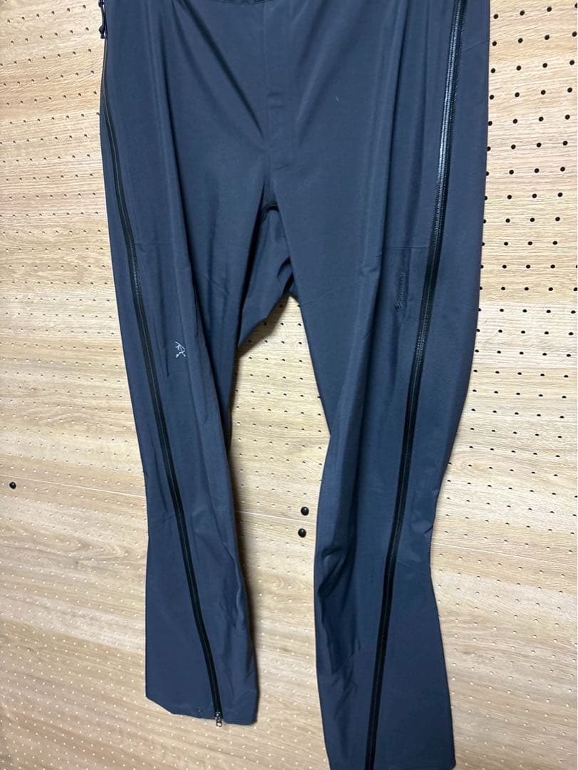 ARC'TERYX アークテリクス ベータパンツ ブラック M-R Lサイズ