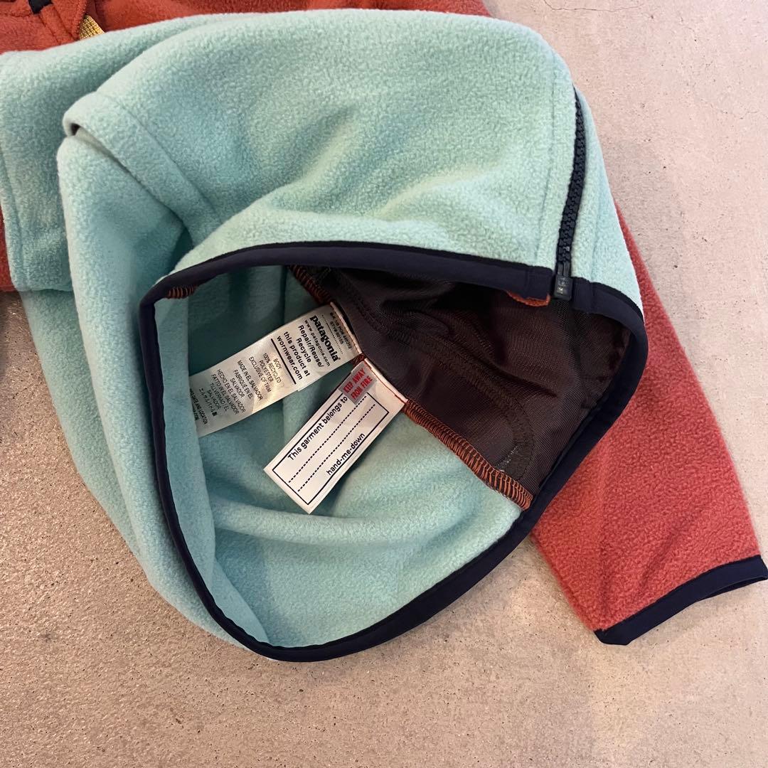 patagonia フリースフード付きアウター 3T 新品 未使用品