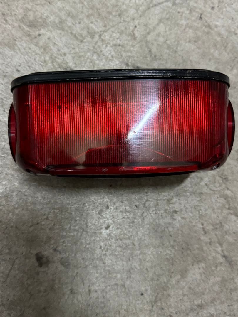 スズキ　GS400 純正　テールランプ　レンズ