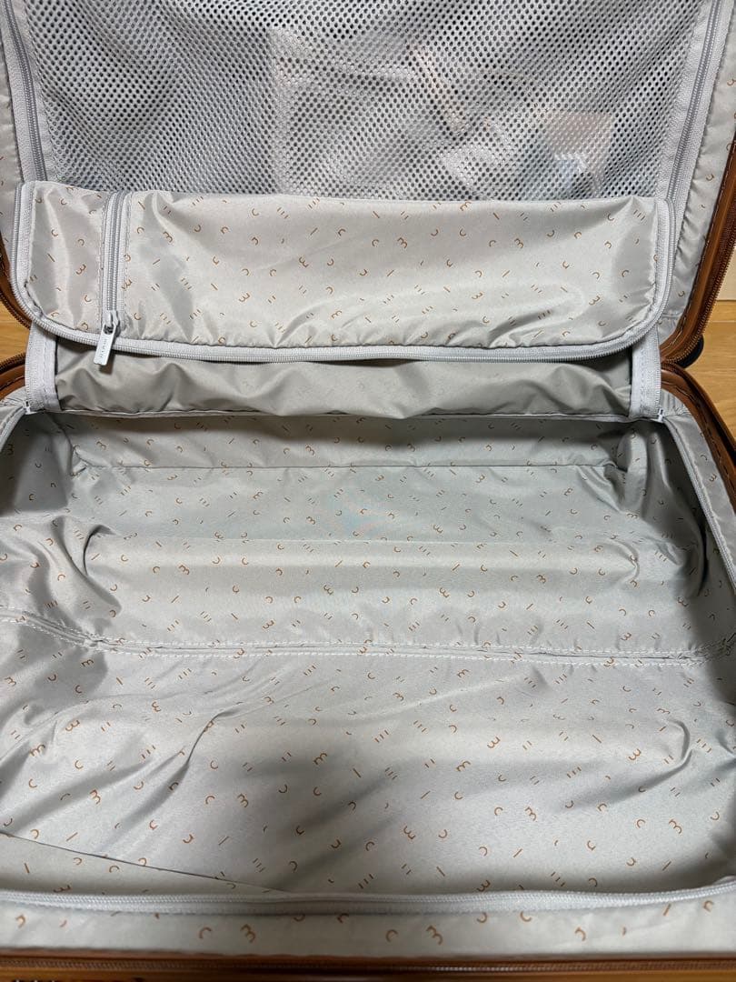 molnモルン　スーツケース Small 34L