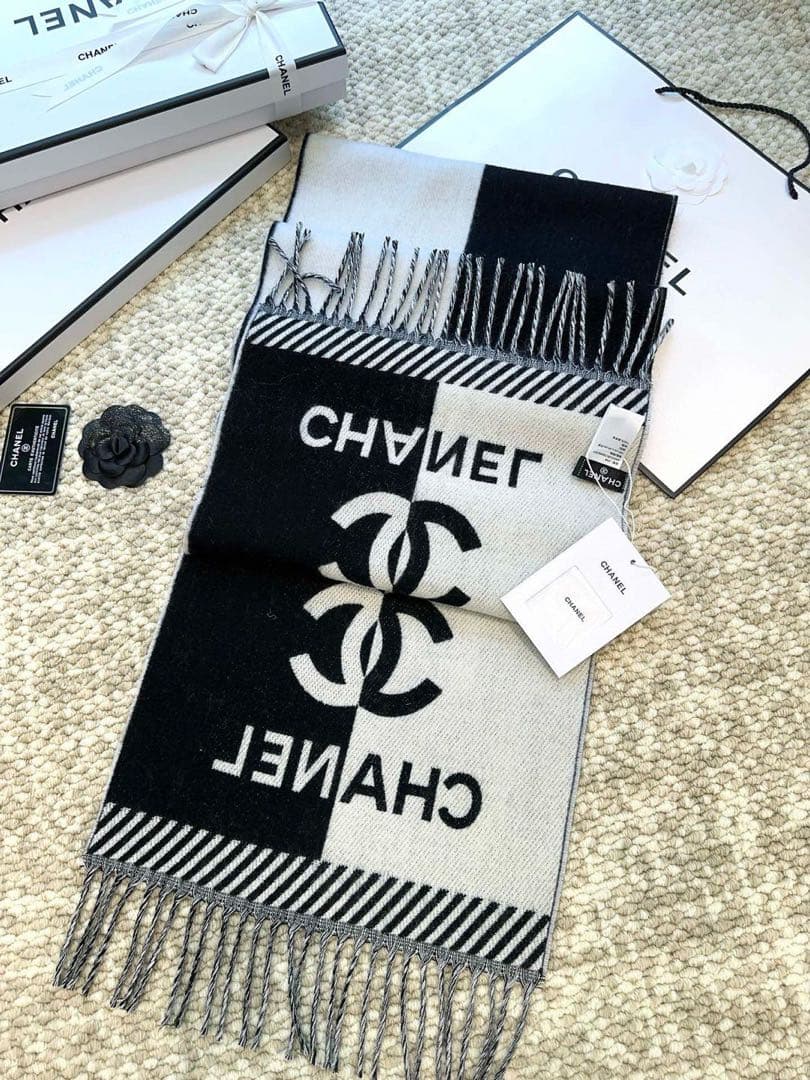 CHANEL シャネル　マフラー 184×34cm