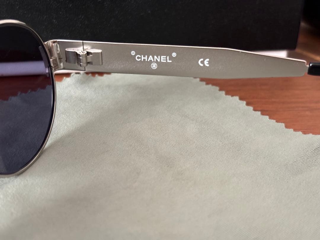 CHANEL ラウンド型サングラス