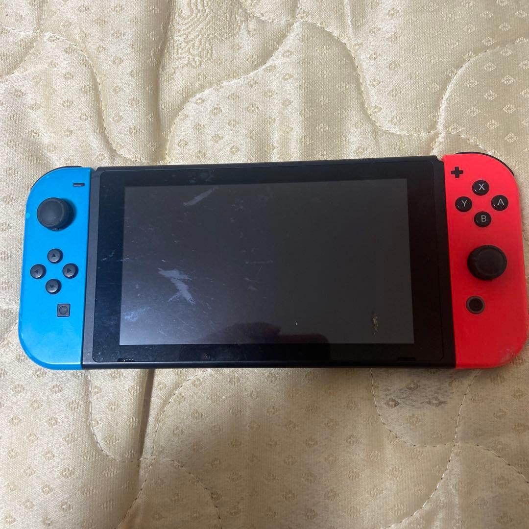 【セール中】Nintendo Switch 本体 青と赤ジョイコン