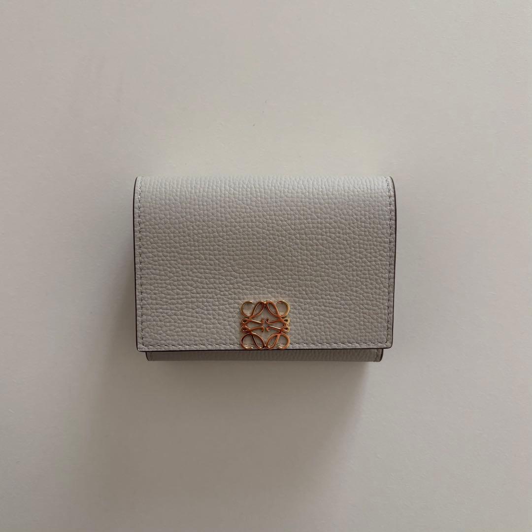 【新品未使用】 ロエベ アナグラム 三つ折り財布