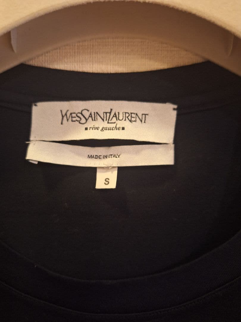 Yves Saint Laurent 　サンローラン 黒 Tシャツ Sサイズ