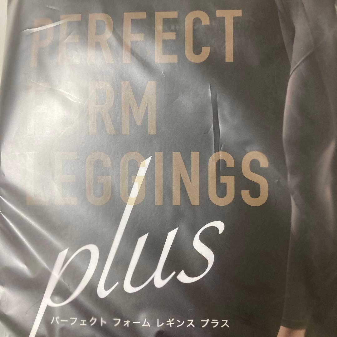 LAVAパーフェクトフォームレギンスプラス Mサイズ