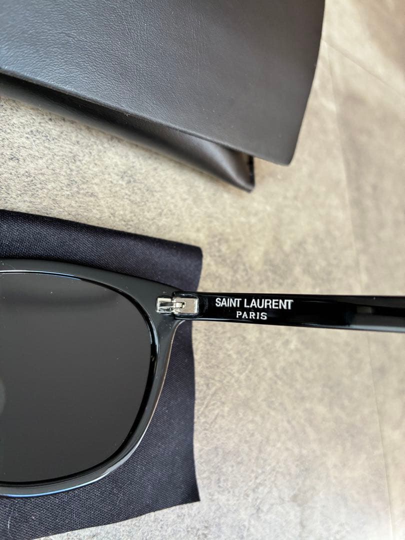 【あやにゃご】SAINT LAURENTブラック サングラス SL28
