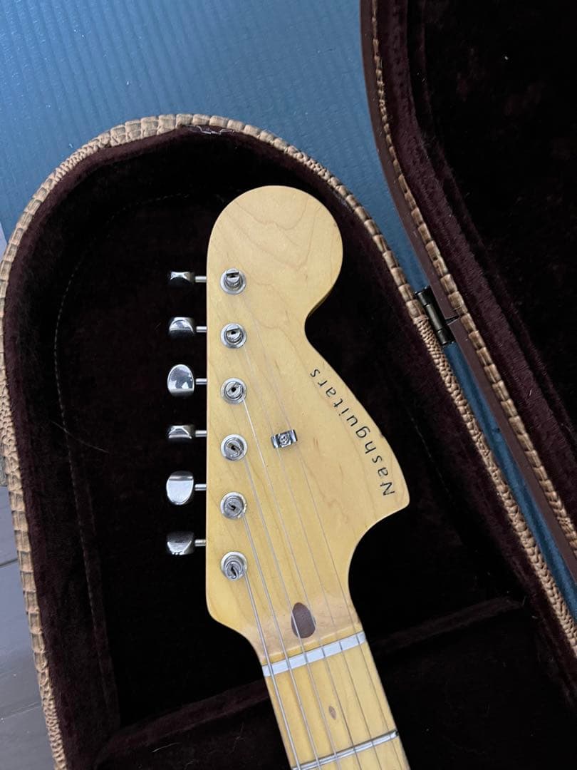 早めに売りたいです　Nash Guitars T72DLX