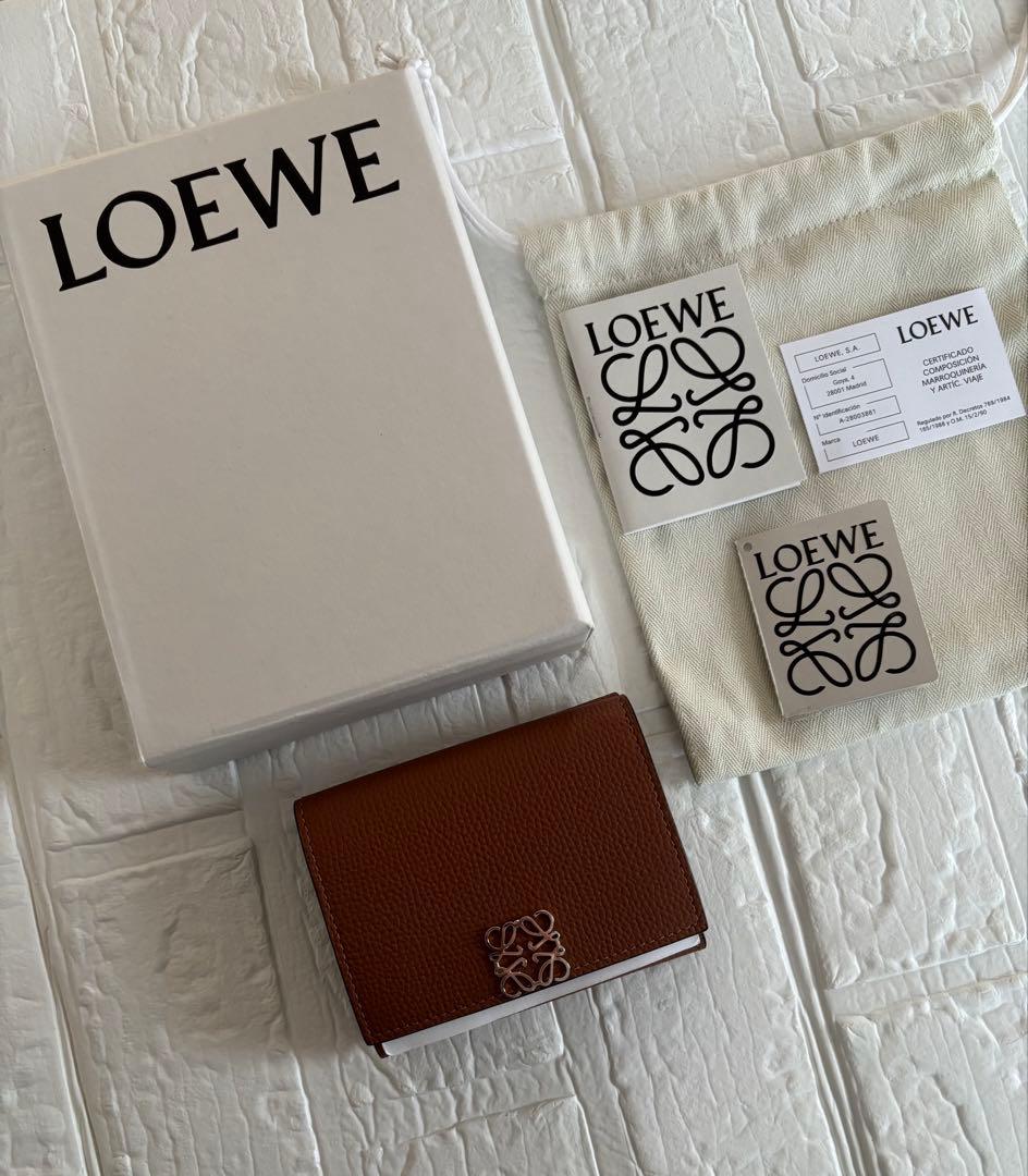 【150____v 】Loewe アナグラム財布
