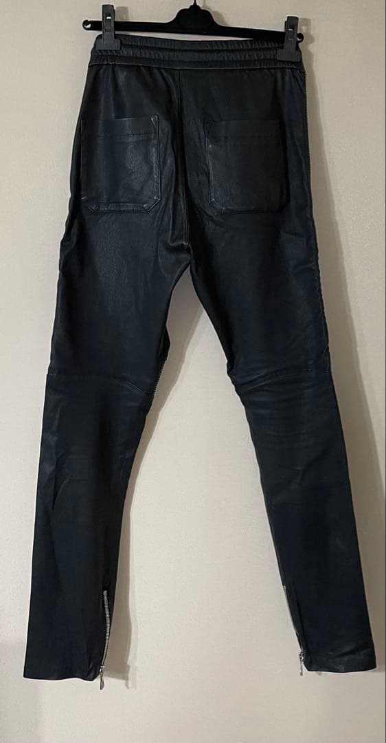 希少品★BALMAIN 羊革 レザーパンツ ★コラボ★即日完売商品★