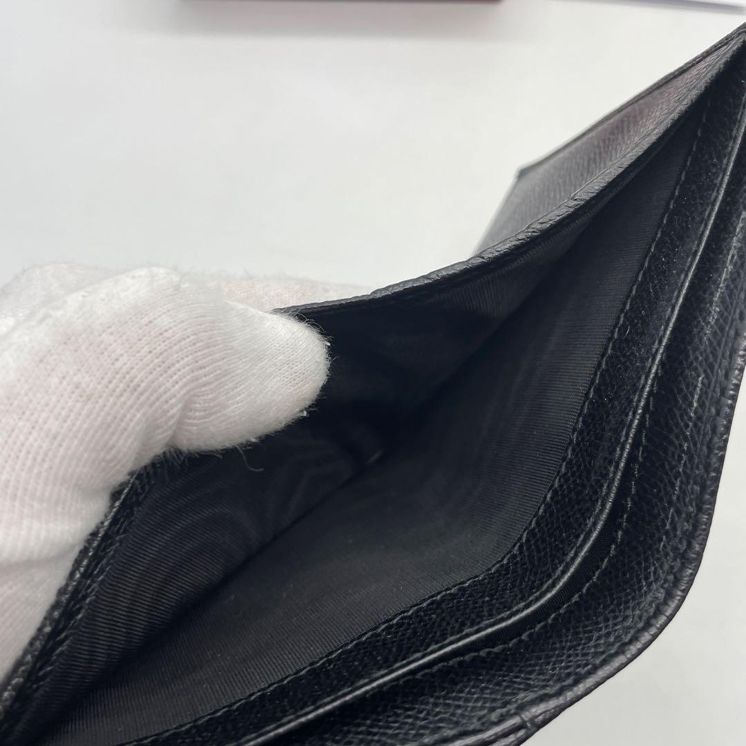 ☆新品同様☆フェラガモ☆二つ折り財布☆