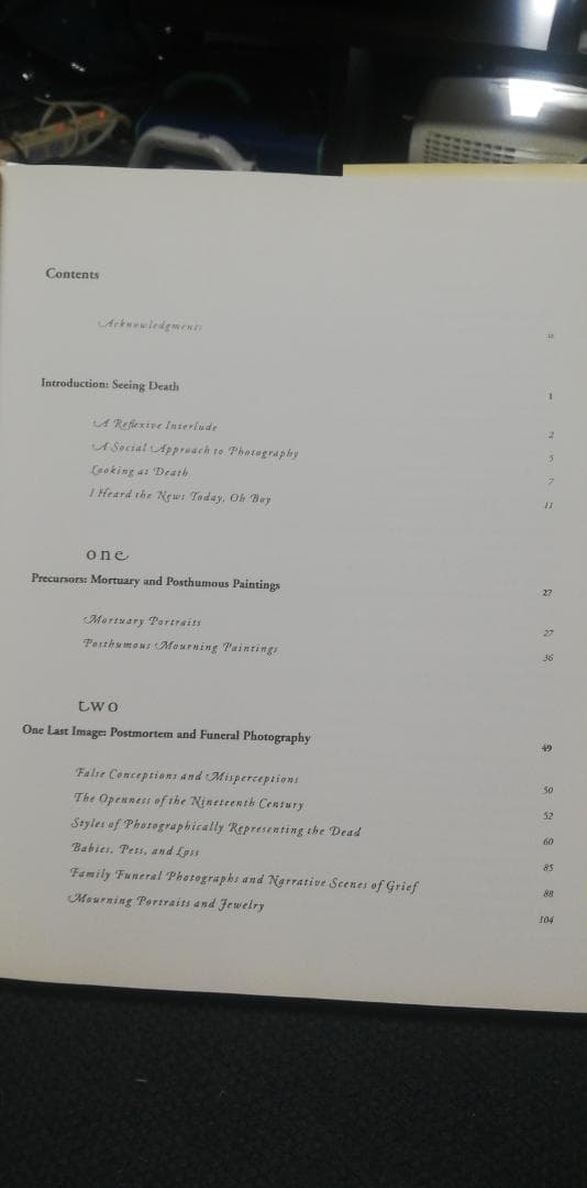 洋書 Secure the Shadow: Death and Photography