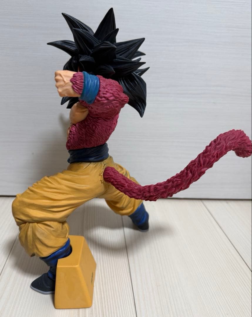 【美品】　一番くじ ドラゴンボール SMSP 孫悟空 超サイヤ人4 A賞 01