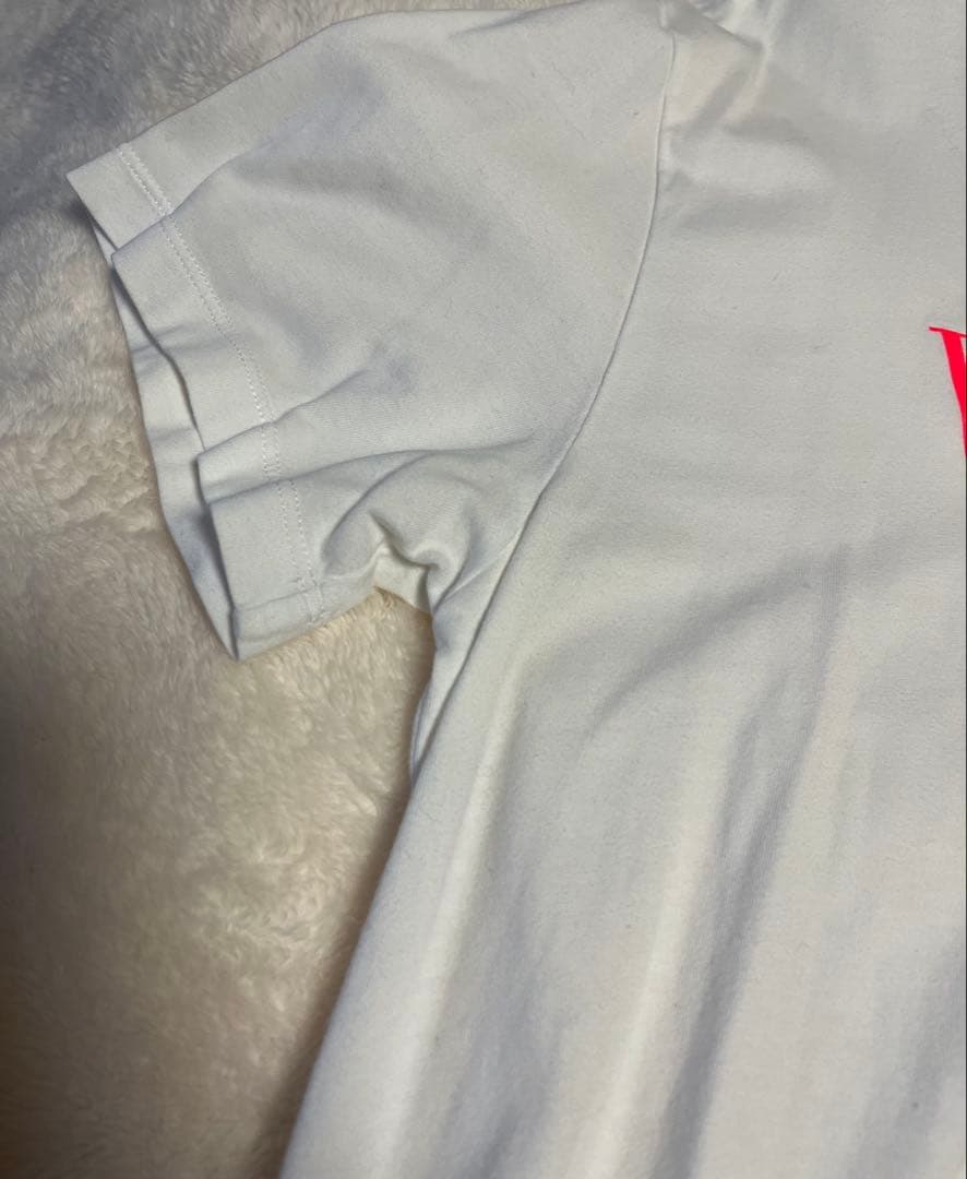 VALENTINOヴァレンティノ　Tシャツ