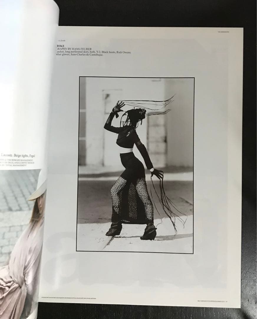 アート・デザイン・音楽 self service SPRING/SUMMER 2010 NO.32