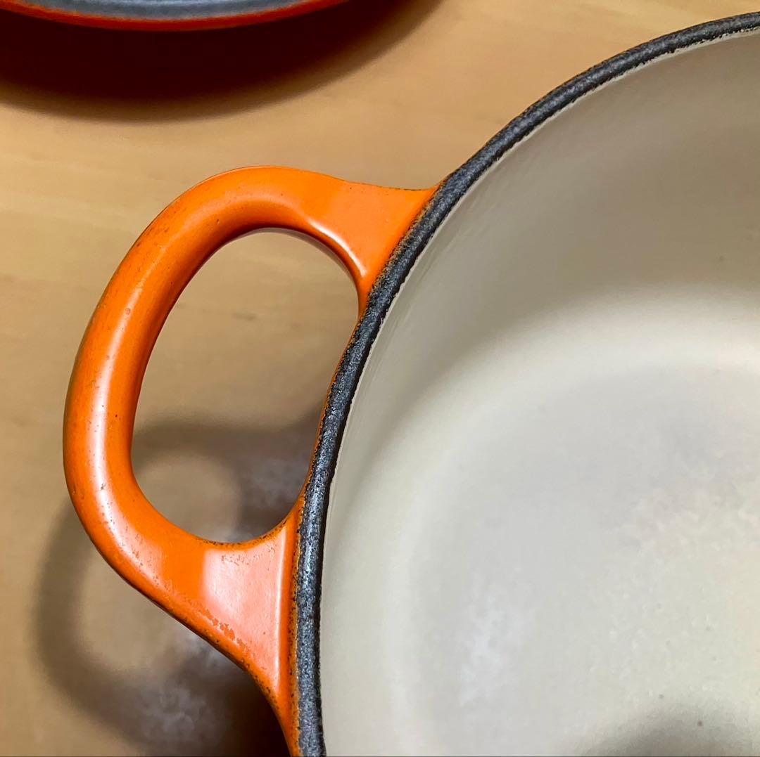 LE CREUSET オレンジ 両手鍋 22センチ
