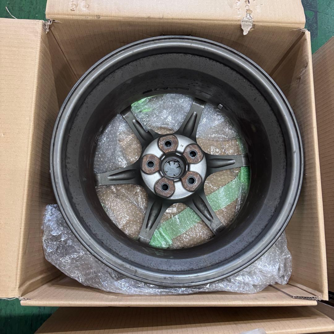 R34 スカイライン　GTR 純正ホイール　美品