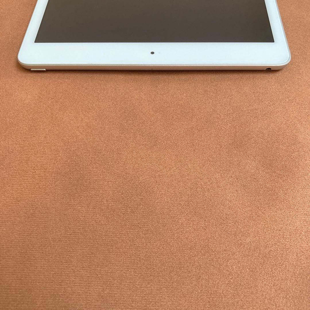 696【早い者勝ち】電池良好☆iPad8 第8世代 32GB WIFIモデル☆