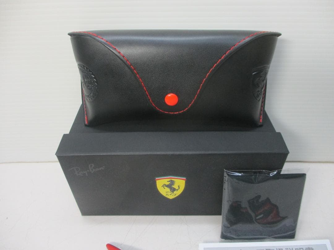 激レア Ray-Ban Ferrariコラボ RB3662-M 箱 認証書付き