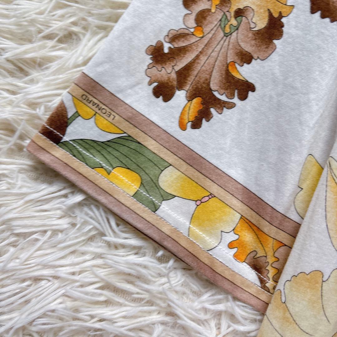 極美品✨レオナール 半袖カットソー トップス シャツ 花柄 トリム LL