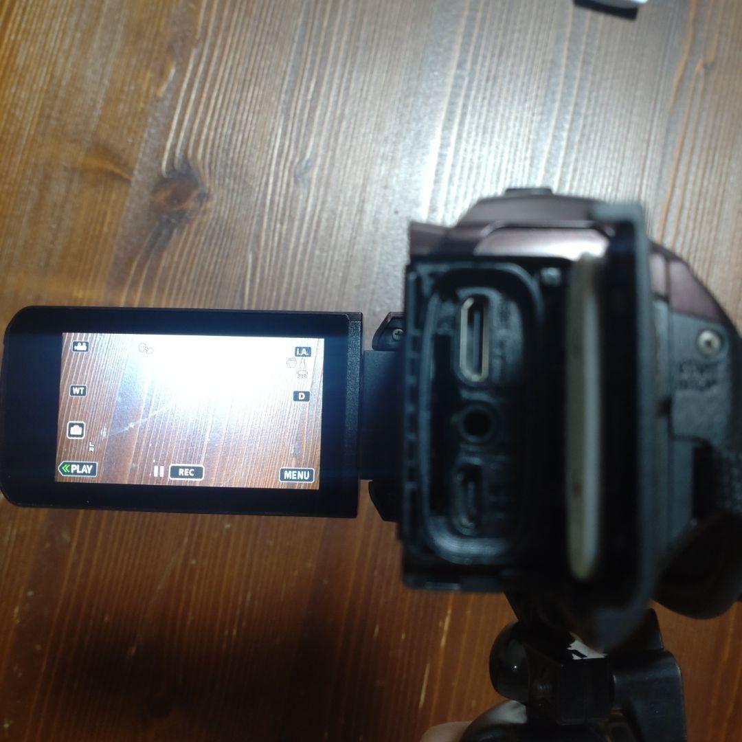Everio GZ-R280-T 三脚付き