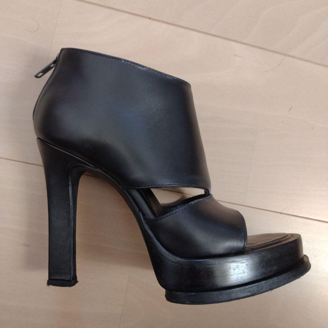 ^*^様 ブラックオープントゥヒールブーツ　Size23センチ