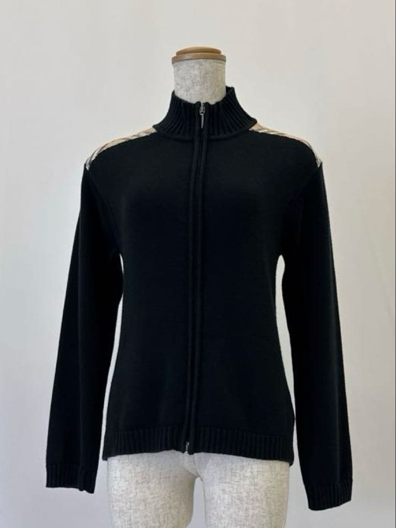 みり【極美品】Burberryバーバリー✨ノバチェック切替