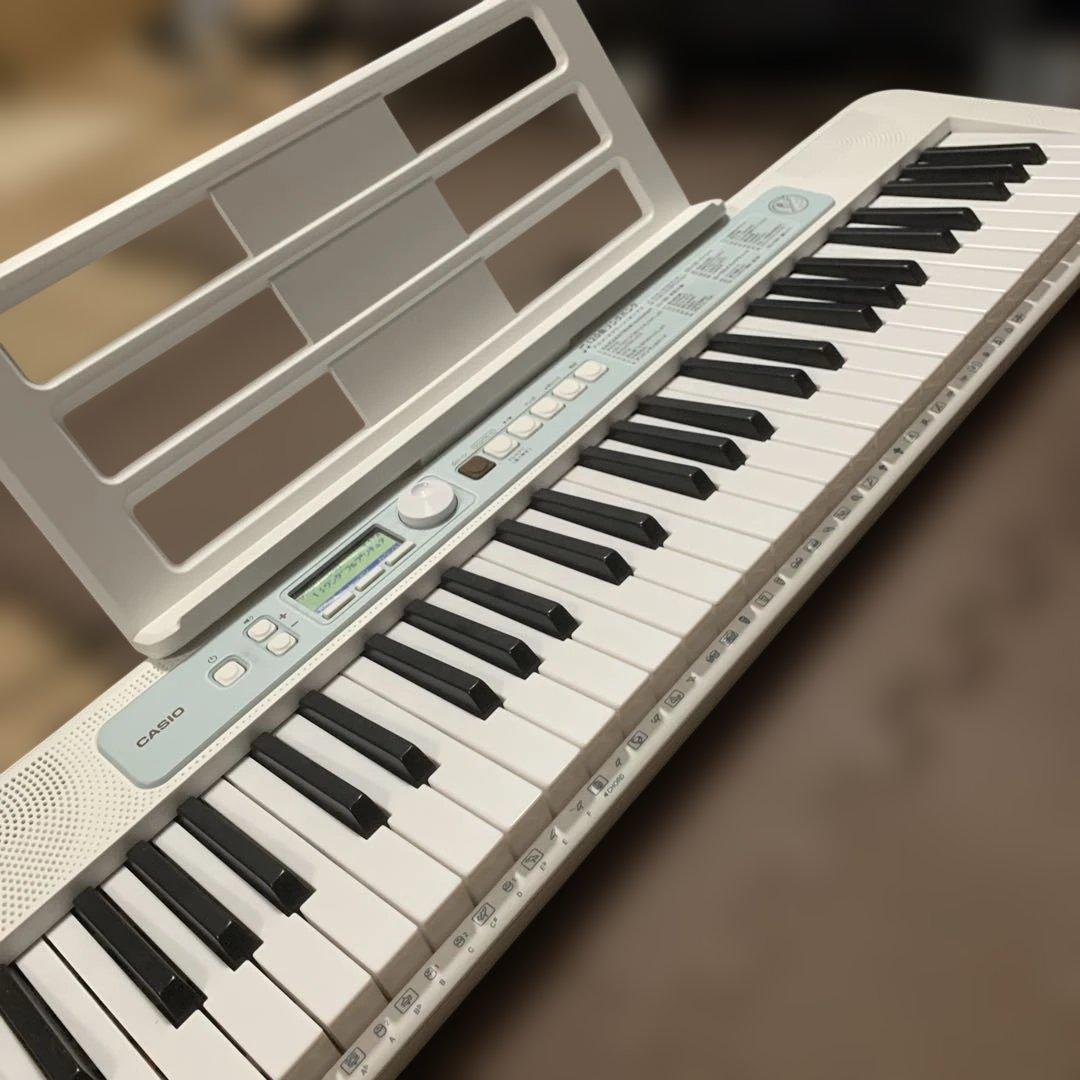 CASIO 61鍵盤電子キーボード 120曲シングバック　LK-335