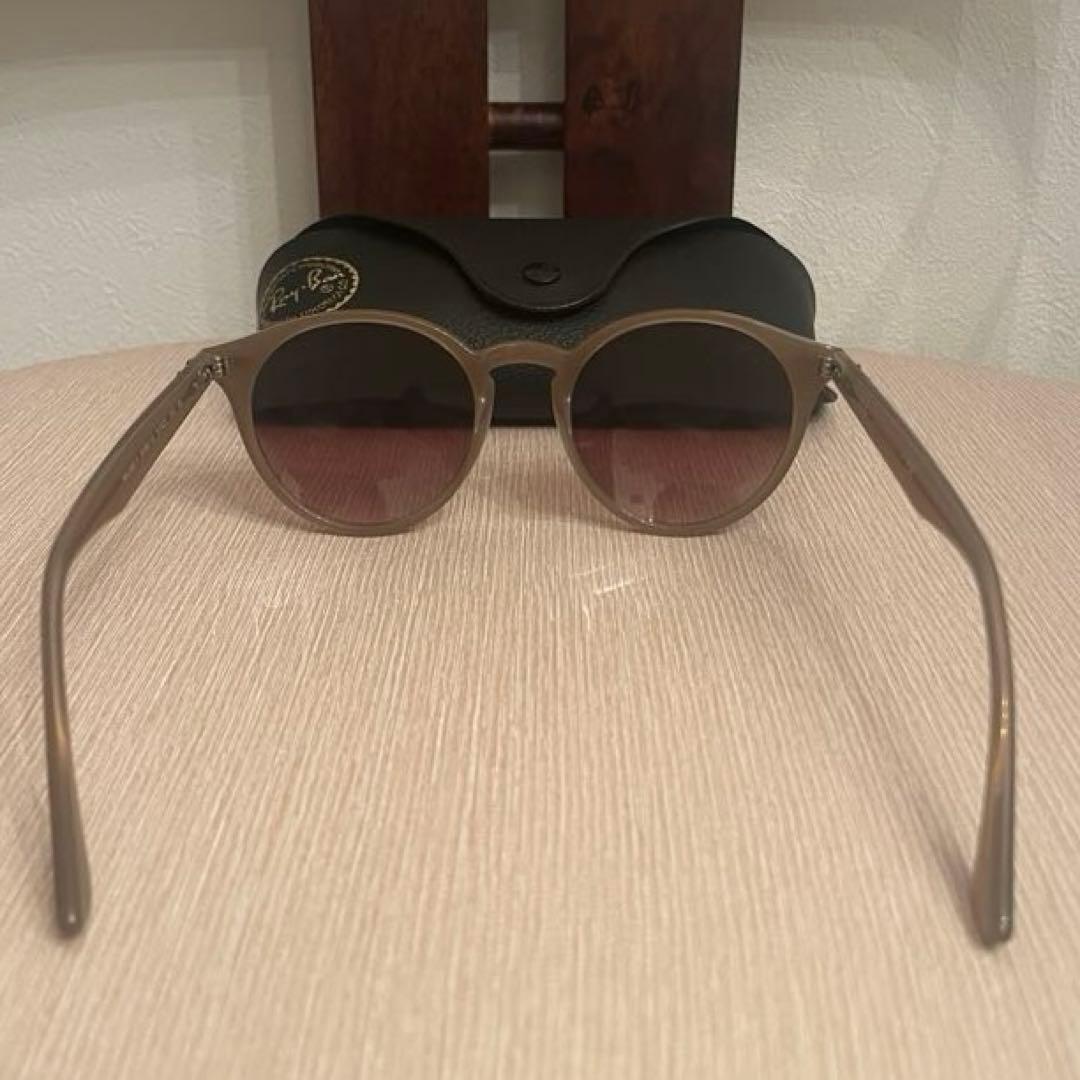 Ray-Ban RB2180サングラス ポリッシュライトブラウン