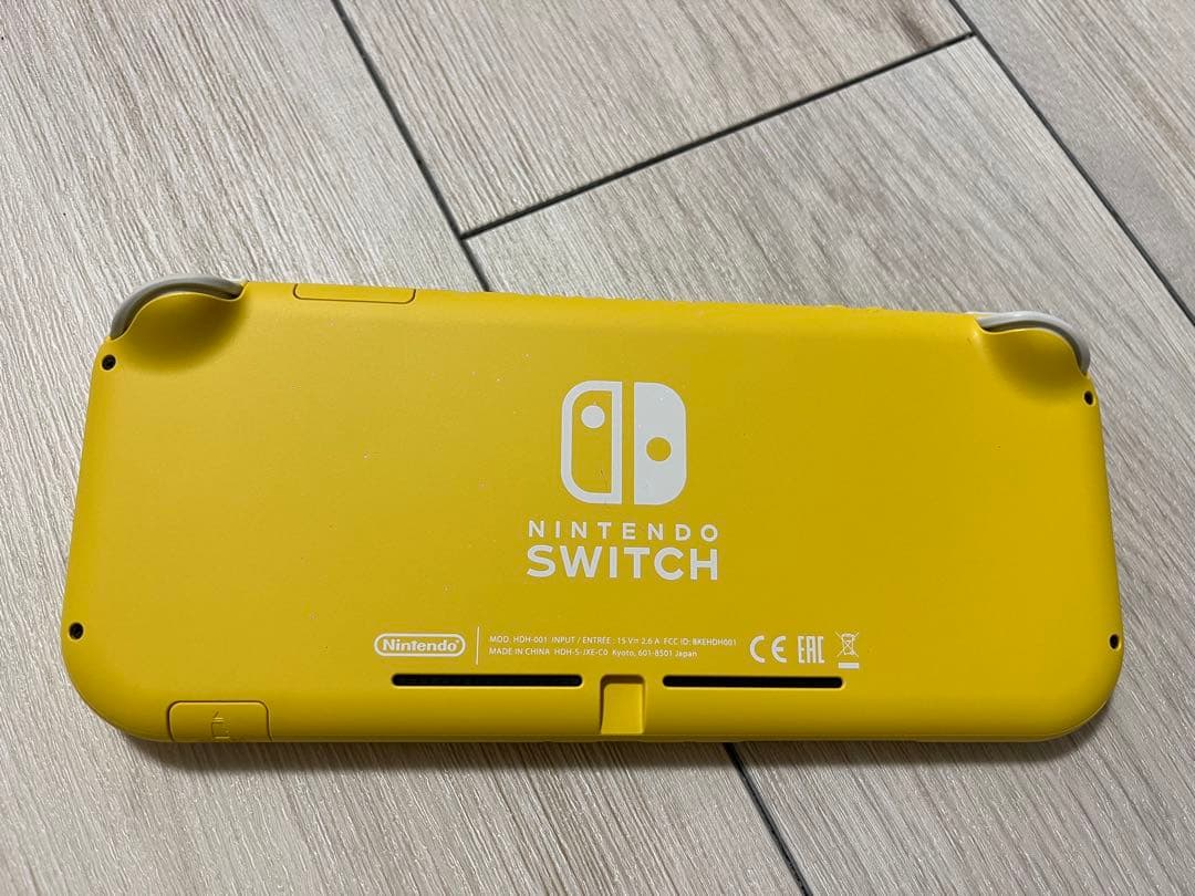 【消毒済】Switch lite イエロー 本体のみ