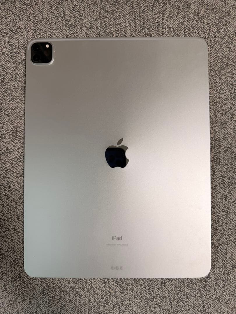 Apple iPad Pro シルバー キーボード付き 12.9 4th Gen