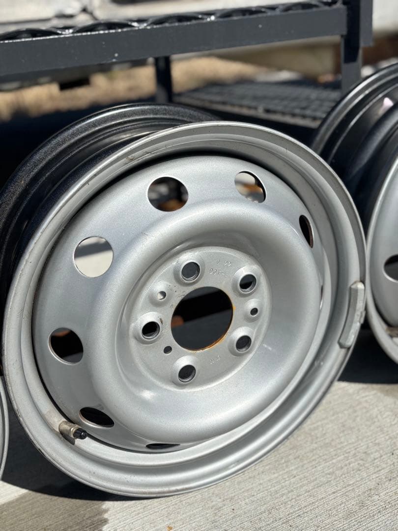 現行フィアットデュカトDucato 純正16インチホイールとキャップセット
