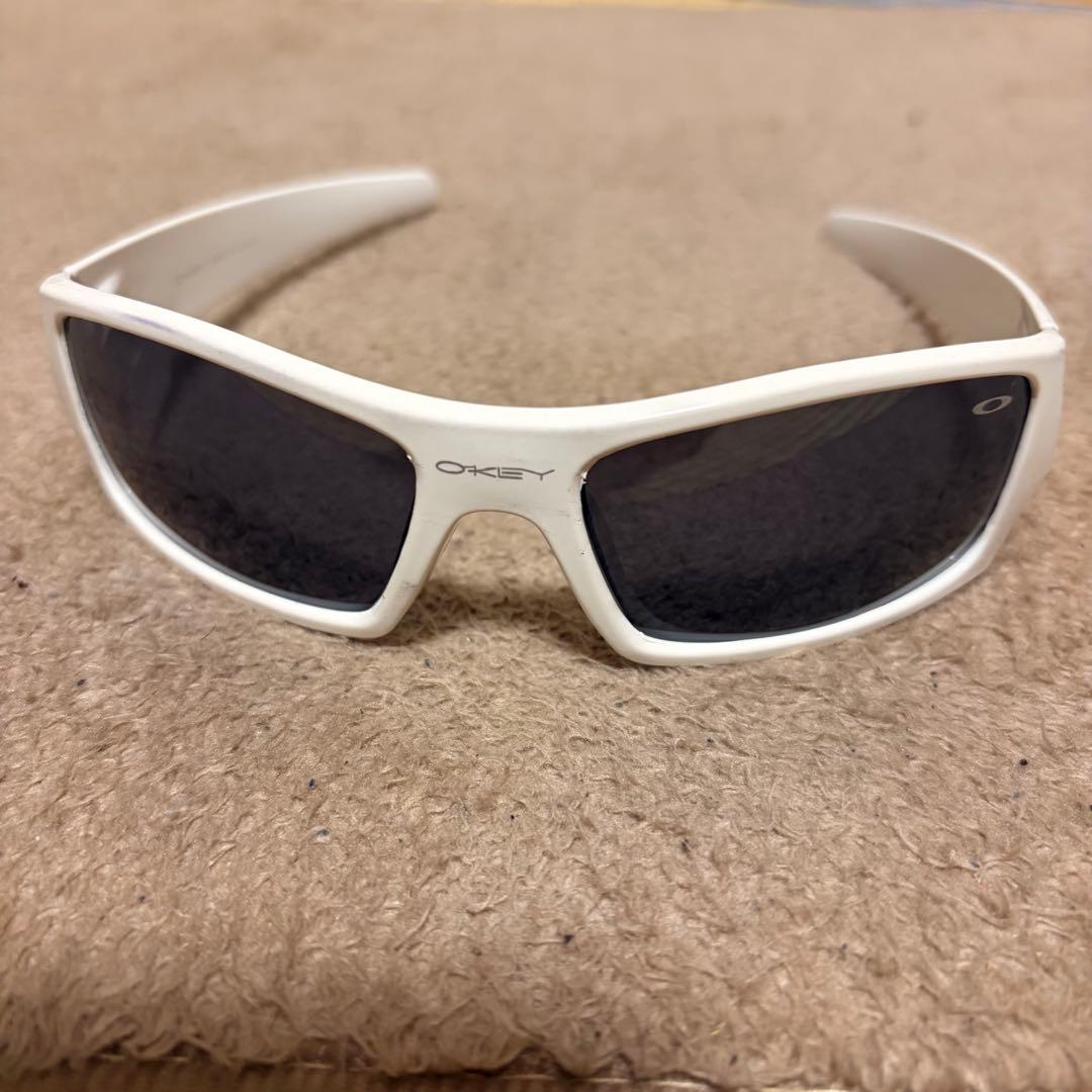 Oakley Gascan（ガスカン） ホワイト サングラス ケース付き